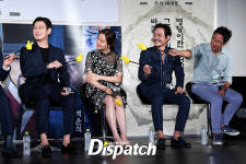 [현장포토] 웃음꽃이 빵~…문채원, 인기폭발 홍일점