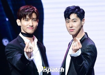 동방신기, 日오리콘 트리플 신기록…