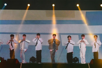 세븐틴, 오사카 팬미팅 성공…