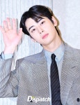 우신자미장 | [현장포토] "조각이 걷는다"…차은우, 비주얼 클래스