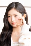 [현장포토] 설.렘.주.의.보...레이, 인형의 눈맞춤