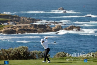 '다시 우승 도전' 스피스, PGA 페블비치 프로암 2R 단독 선두
