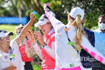 고진영, LPGA 투어 휩쓰는 코르다 자매와 '정면 대결'