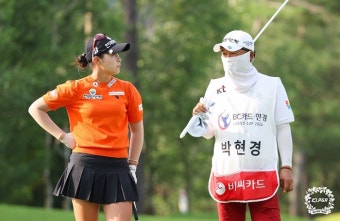 윤이나 상대 '투 온'…박현경, 연장 끝 6승째 
