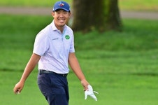 11위 하락해도 선두와 3타 차…안병훈 