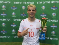 [유로맨] UEFA 자카는 진정한 리더...2골 넣은 벤제마-세페로비치 아닌 MOM 선정 배경