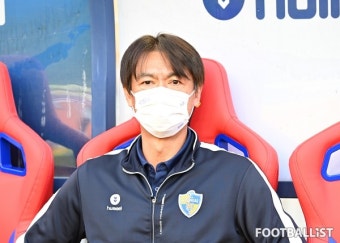 [포토] 대패를 설욕하려는 울산 홍명보 감독