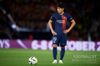 [리뷰] '이강인 선발 데뷔' PSG, 무득점 무승부로 시즌 출발