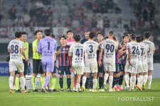 [포토] 3연패 탈출한 서울과 4연승에 실패한 수원FC