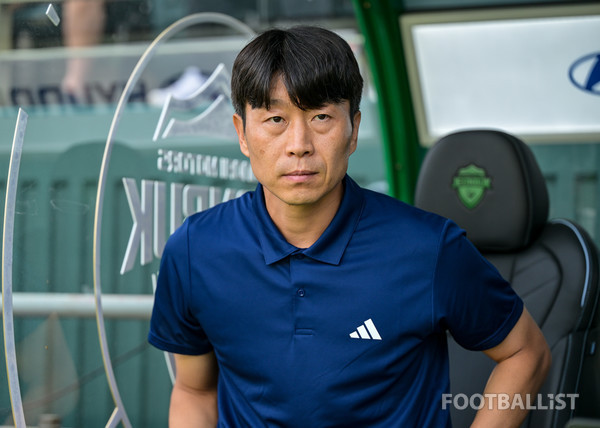 수원FC, 손준호와 계약 해지... 김은중 감독 힘든 결정