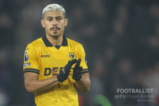 브루누 3선 이제 그만? 고질병 된 맨유 중원, 1월 목표로 울버햄턴 미드필더 영입 고려