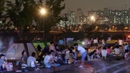 온열질환자 급증 '주요 원인은 폭염…외출 자제해야'