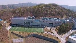 JTBC 다큐, 북한 이탈청소년 위한 한겨레 중고등학교 조명