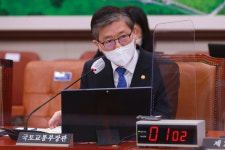 LH 두둔 뭇매 맞은 변창흠, 이번엔 참담한 심정, 장관직 걸겠다
