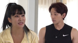 시즌비시즌 비, BJ랄랄과 함께 저세상 텐션 폴댄스 도전!