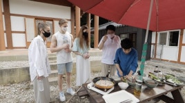 1호가 될 순 없어 팽현숙-최양락 부부, 민박집 알바생 변신!