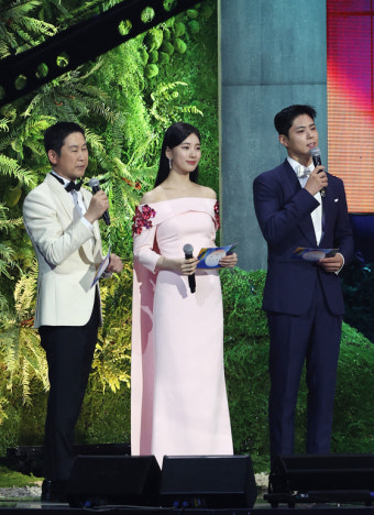 [58회 백상] 백상 완전체 드디어 재회했다…역시 신동엽·수지·박보검