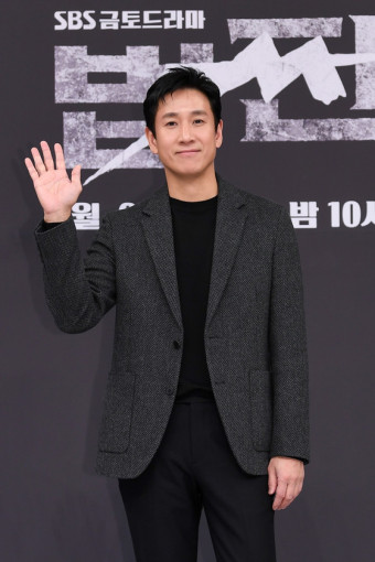 '기생충' 이선균·'악인전' 감독·'태후' 작가 뭉쳤다…복수극 '법쩐'