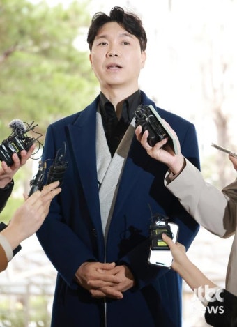 '증인 출석' 박수홍 