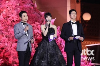 [59회 백상] 믿고 보는 신동엽·수지·박보검, 눈빛만 봐도 통하는 호흡
