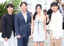 댄디 송중기·상큼 비비…칸 날씨만큼 해맑은 화란 포토콜
