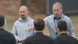 마이클 김 코치, 클린스만호 떠난다…1승 절실한데 뒤숭숭