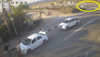 민간인 2명 사이에 두고 교전…하마스-이스라엘 CCTV 공개