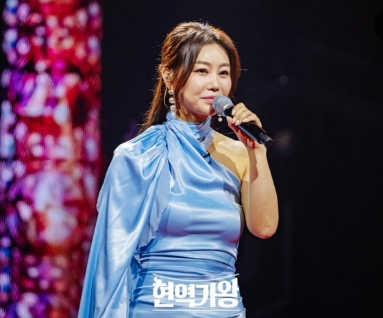 가수 김양, 가족의 어려움 속에서도 열정적인 무대...부친상에도 불구하고 감동 전하는 이야기 [특종세상 김양]