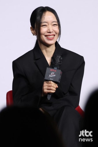 전도연, 27년 만에 연극 무대로…'벚꽃동산' 출연