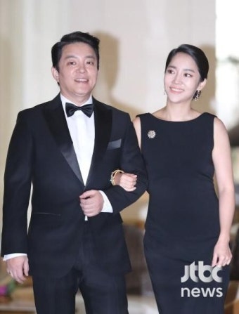 이범수·이윤진 ,결혼 14년 만에 결국 파경 