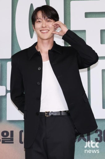 '살아있네' 장기용·'멜로장인' 천우희의 '히어로는 아닙니다만'[종합]