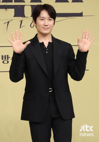 '커넥션' 지성 