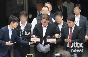 '음주 뺑소니' 김호중, 구속 연장 