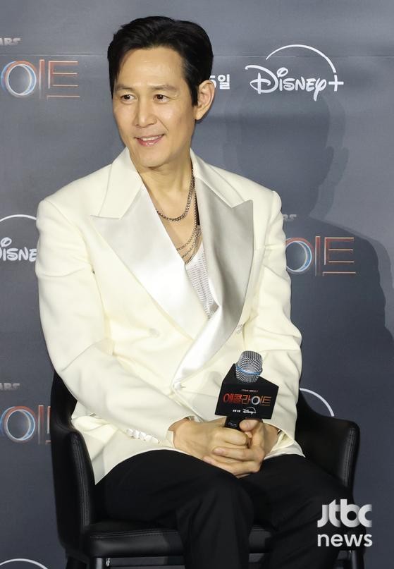 래몽래인 대표 김동래, 이정재에 사기 혐의로 고소...업계 갈등 번지나