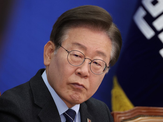 이재명, 대선 본선 출사표..통합 정책 약속, 득표율 89.77%로 확고한 승리 예고