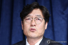 '홍명보 선임' 축구협 이임생 입건…경찰, 선임과정 수사