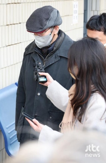 오영수, 오늘 강제추행 혐의 항소심 2차 공판…증인 신문 예정