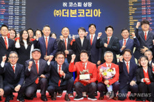 백종원, 4500억 주식 부자 됐다…더본코리아 상장 대박