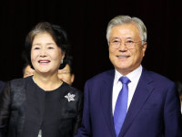 검찰, 문 전 대통령 전 사위 특혜 채용 의혹 김정숙 여사 소환일정 조율