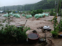 충남 예당저수지 초당 1000톤 이상 방류…인근 주민 대피령