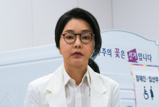 특검, 김건희 여사 가족회사 운영하는 오빠 김진우 씨 소환
