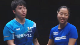 황금 콤비 '신유빈-임종훈', WTT 왕중왕전 일본 꺾고 4강행