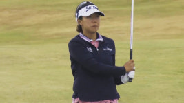 기막힌 퍼트로 단독선두…신지은, 10년 만에 LPGA 우승 성큼