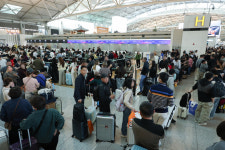 인천공항 발권 시스템 복구…수속 밀려 당분간 혼잡 이어질 듯