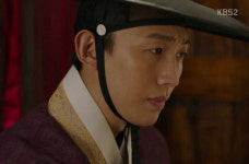 강기영, 능청스러움과 진지함 사이