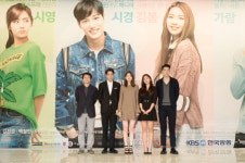 “일요일 아침이 풋풋해져요”  카이 드라마 <안단테>