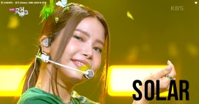 [뮤직뱅크] 따뜻한 봄과 함께 선물로 다가온 솔라의 달콤한 에너지 ♪꿀