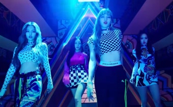 블랙핑크, '뚜두뚜두'  MV 20억 뷰 대기록!