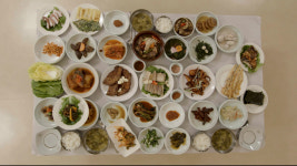 [K푸드쇼 반찬의 나라] 허영만X류수영X미미 미식여행... “싸다, 비비다, 삭히다”