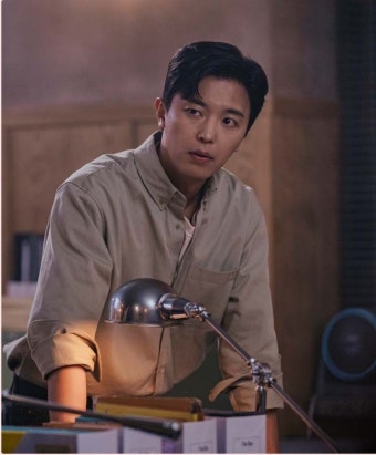 '멱살 한번 잡힙시다' 연우진, 열혈 에이스 형사 김태헌 변신... 